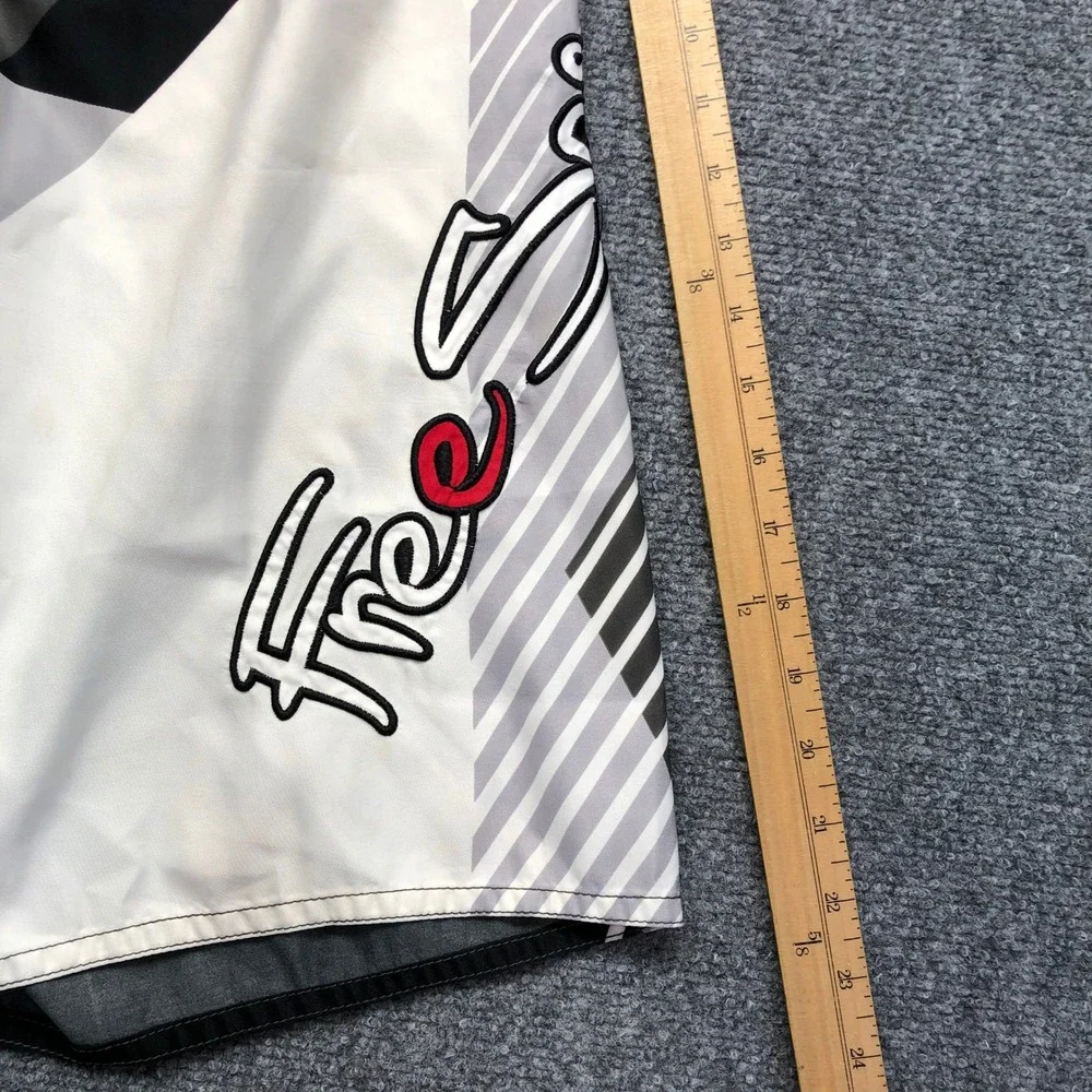 Free Spirit Limited Mens Board Shorts Red Black White Geometric Swim Trunks M